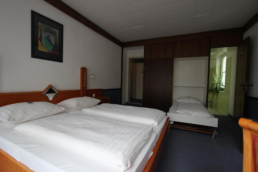 Hotel Zum Ratsherrn Lubeck Ruang foto