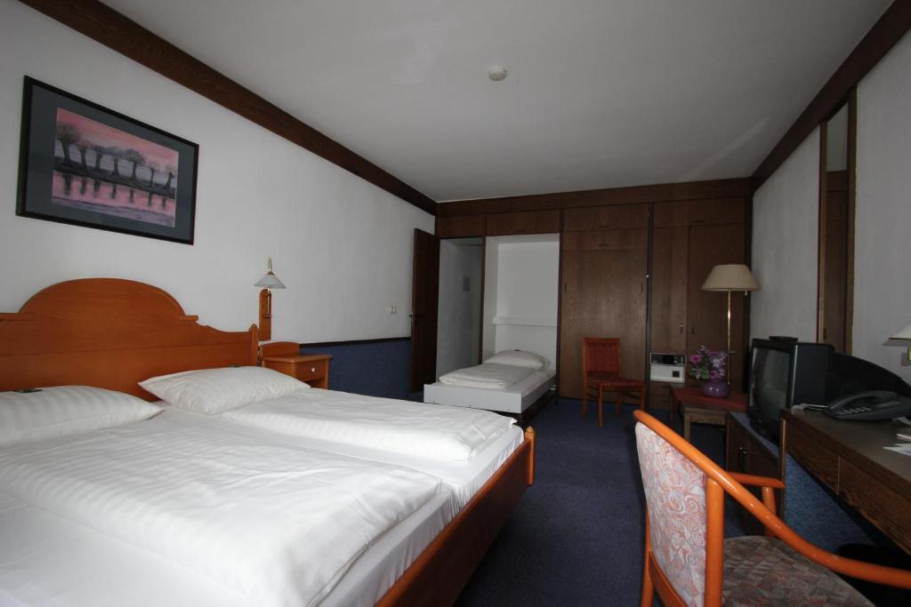 Hotel Zum Ratsherrn Lubeck Ruang foto